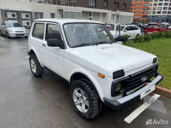 LADA 4x4 (Нива) 1.7 МТ, 2001, 25 000 км