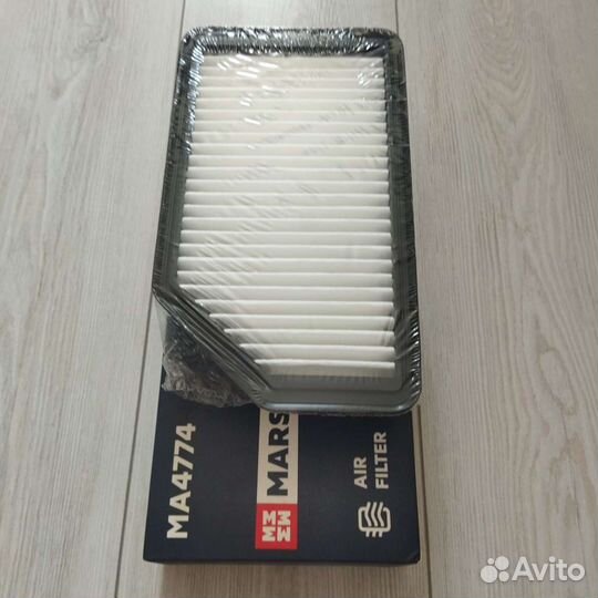 Воздушный фильтр на Hyundai Solaris 14-17г