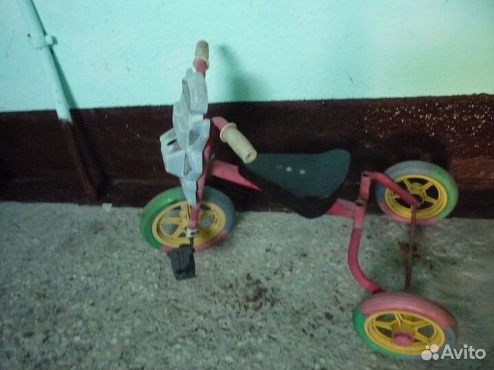Детский трехколесный велосипед