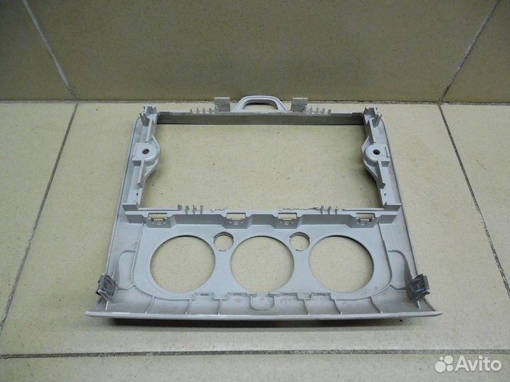 Рамка магнитолы Focus II 2008-2011