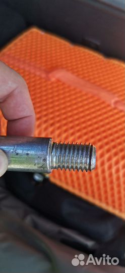 Буксировочный крюк на volkswagen