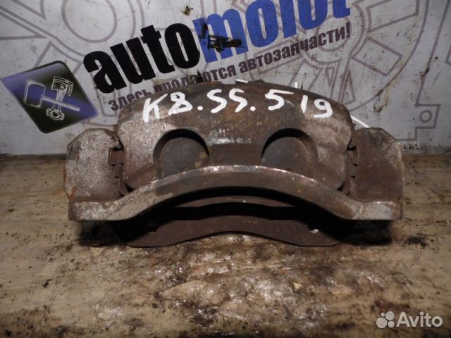 Суппорт передний правый Kia Sorento I BL