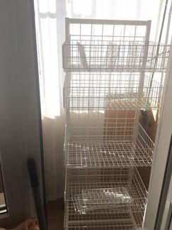 Стойка с корзинами