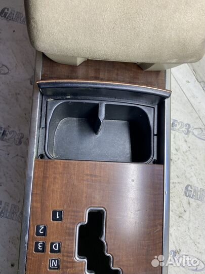 Центральная консоль Nissan Teana