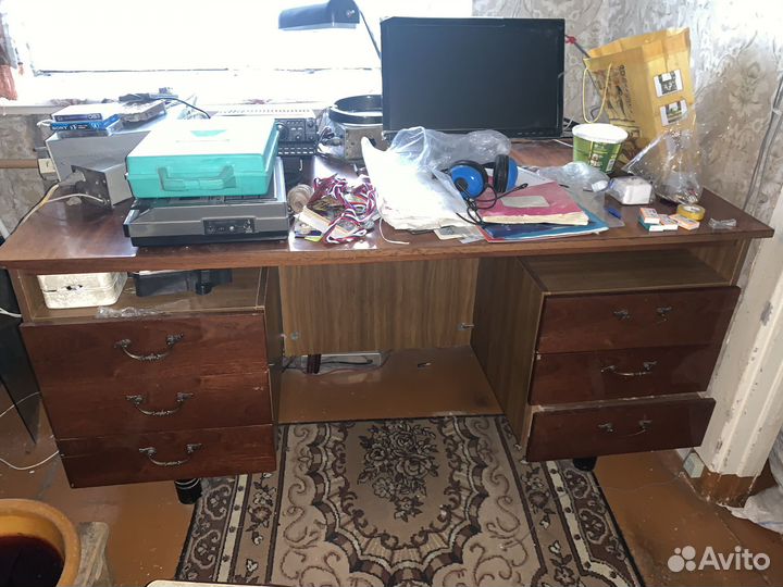 Отдам стол бесплатно