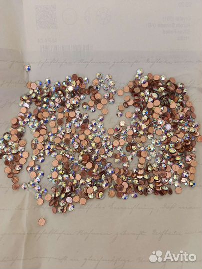 Стразы клеевые горячей фиксации