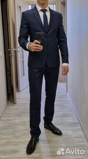 Костюм Daniel Perry