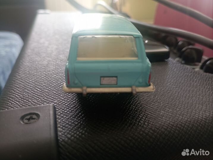 Модель автомобиля москвич 426 СССР