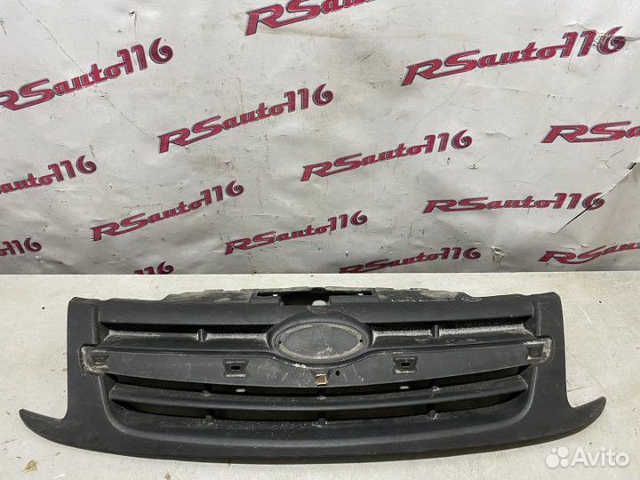 Решетка радиатора Лада Гранта 1