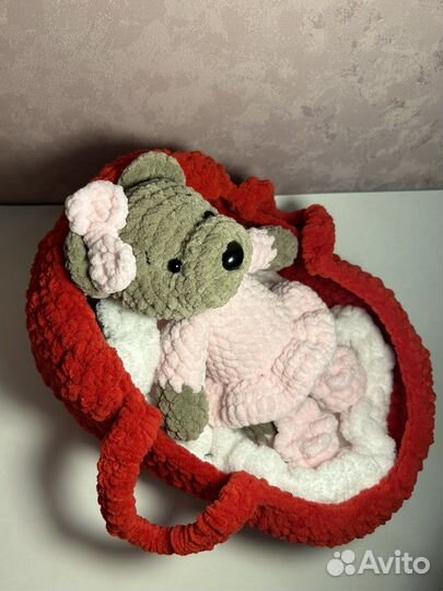 Мягкая игрушка мишка в люльке