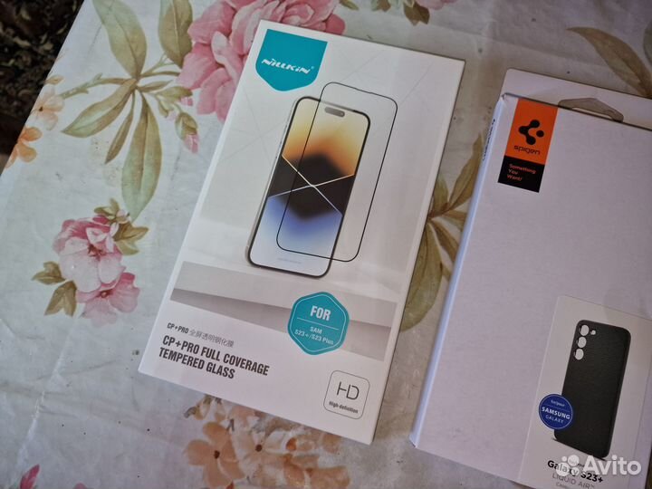 Чехлы и защитное стекло для Samsung Galaxy s23+