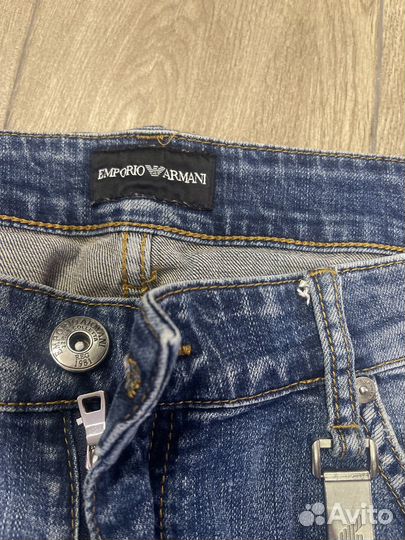 Оригинальные мужские шорты Emporio Armani