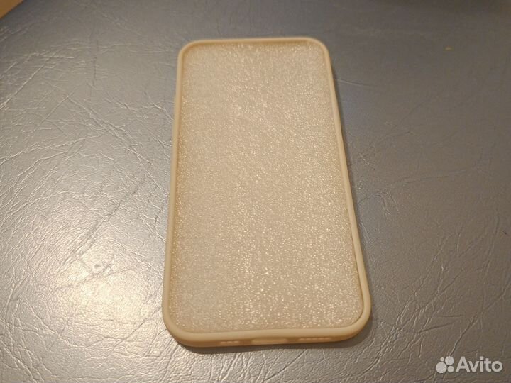 Чехол на iPhone 11