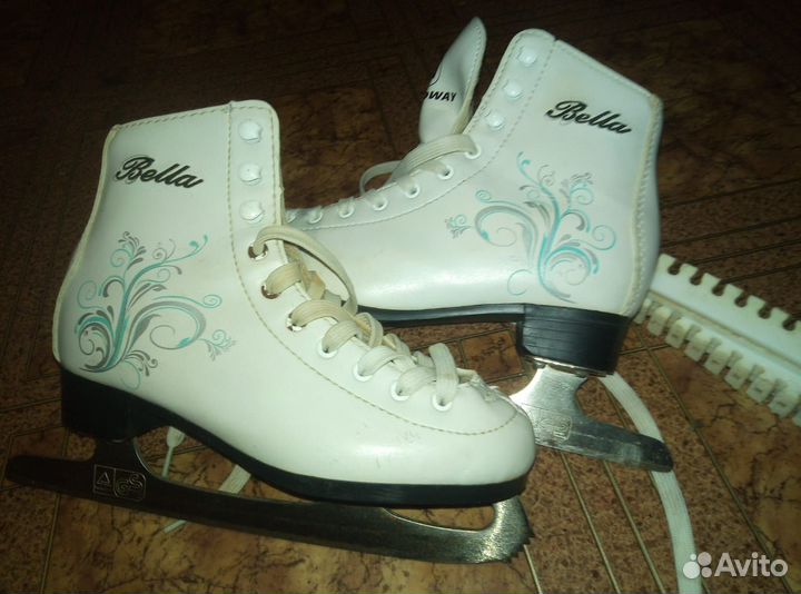 Коньки 35