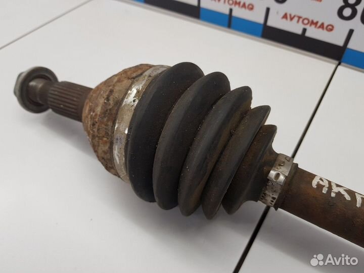 Привод передний левый