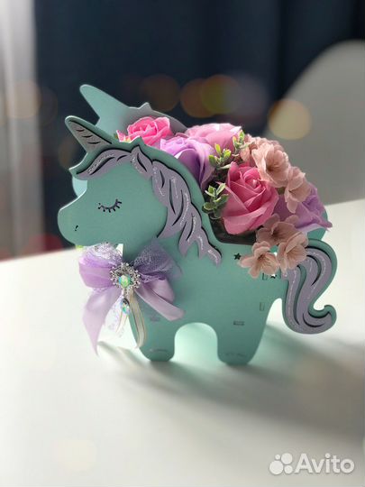 Букет единорог из мыльных роз