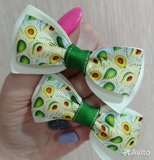 Бантики зелёные