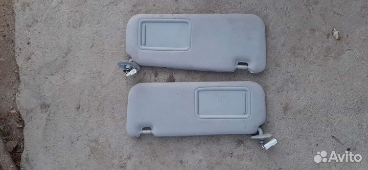 Подлокотник Toyota Allion