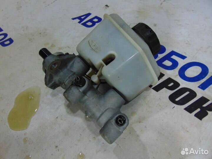 Цилиндр тормозной главный для Kia Spectra 2001-201