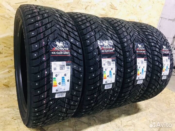 Arivo Ice Claw ARW7 235/45 R18 98T