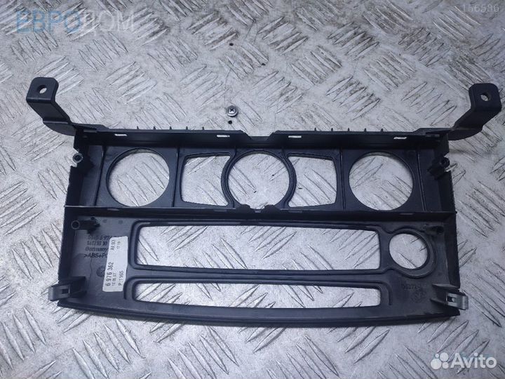 Накладка центральной консоли на BMW E60 s1156957