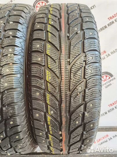 Cooper Weather-Master S/T 215/65 R17 99T