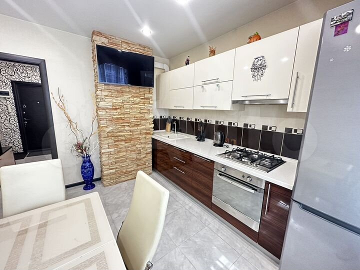 1-к. квартира, 46 м², 2/10 эт.