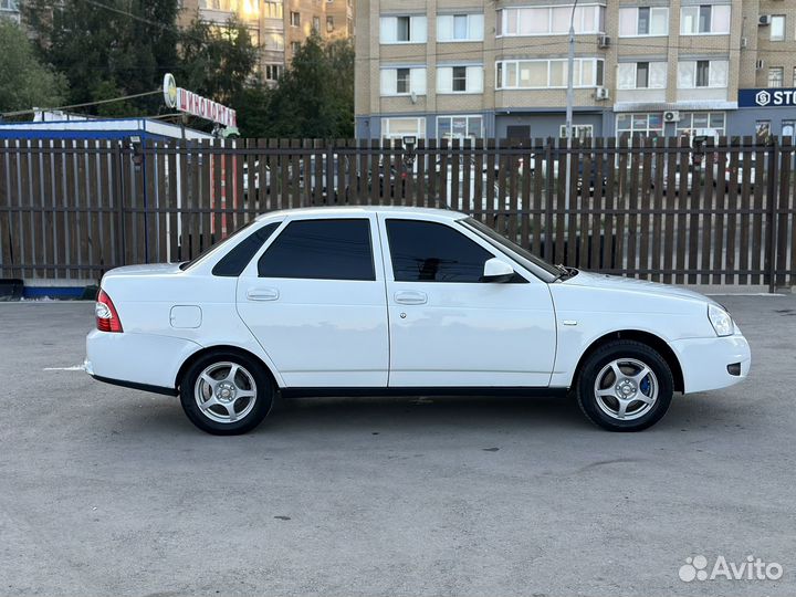 LADA Priora 1.6 МТ, 2014, 300 000 км