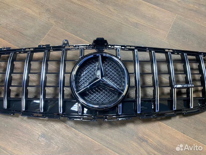 Решетка радиатора Mercedes CLS218 рест GT