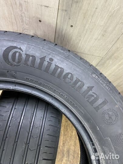 Continental ContiPremiumContact 5 215/60 R16