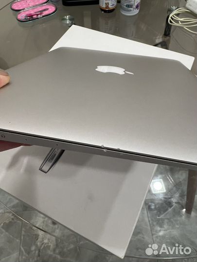 Apple MacBook Air 13 early 2015