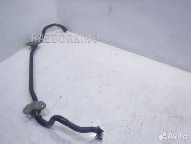 Стабилизатор передний