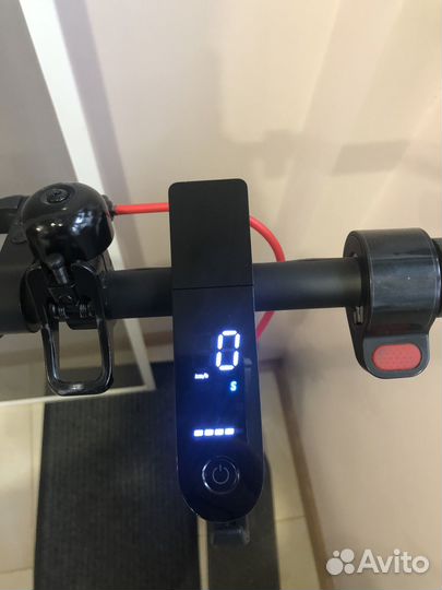 Электросамокат xiaomi m365 pro
