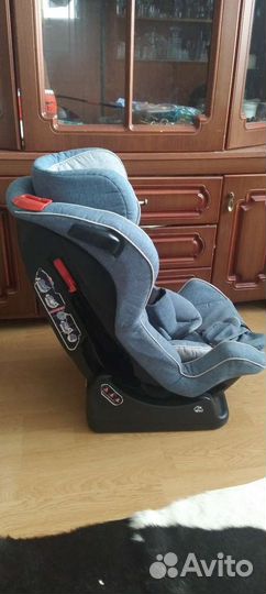 Детское автокресло от 0 до 25 кг