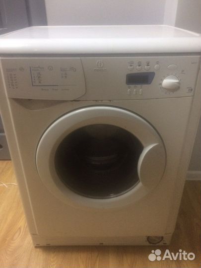 Стиральная машина indesit на запчасти