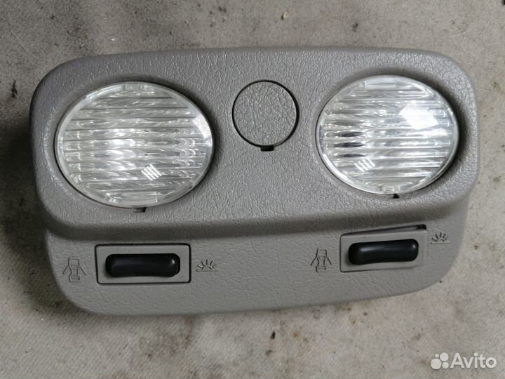 Плафон освещения салона Nissan Primera P11 1996-02