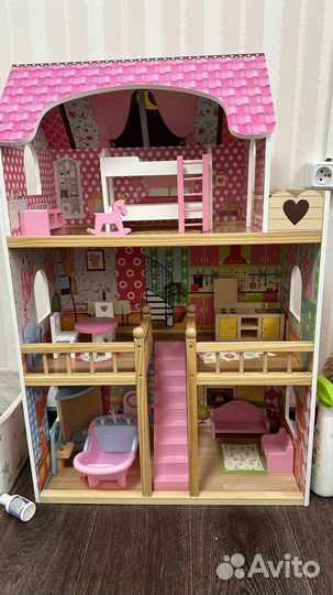 Домик кукольный