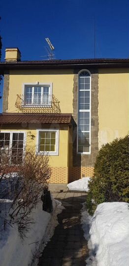 Дом 250 м² на участке 15 сот.