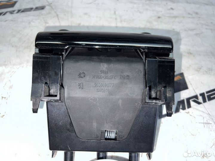 Блок управления климат-контролем Peugeot 308Sw