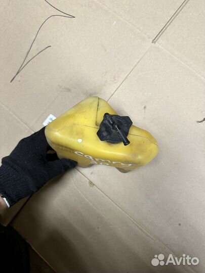 Расширительный бачок Toyota Camry V30