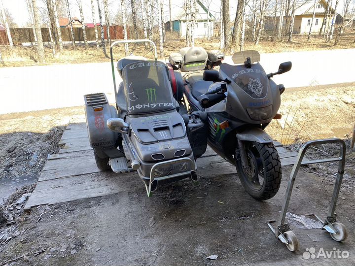 Коляска от мотоцикла иж