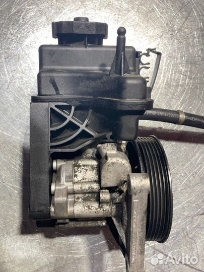 Насос гидроусилителя руля Mercedes E-Class W212