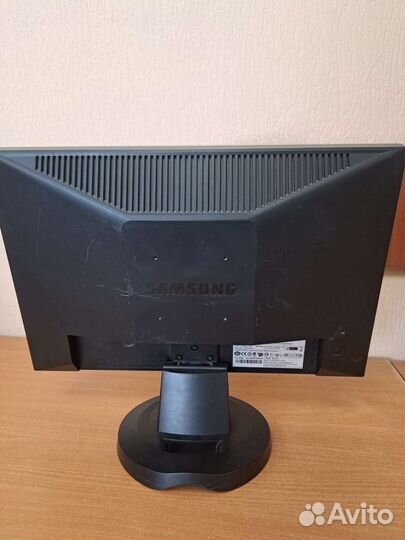 Мониторы разных производителей