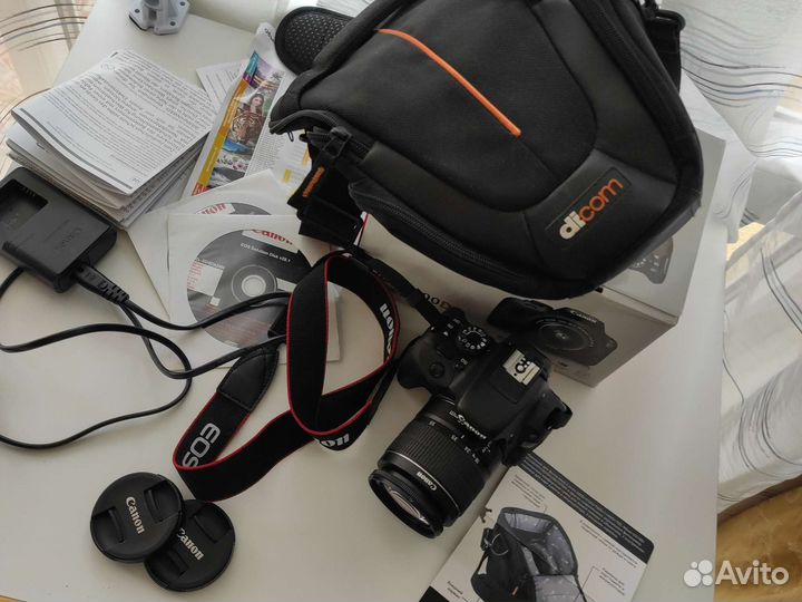 Фотоаппарат Canon 100d