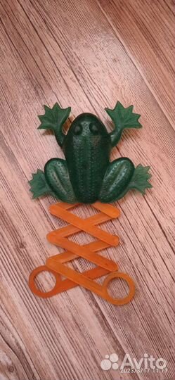 Игрушка детская лягушка ножницы СССР