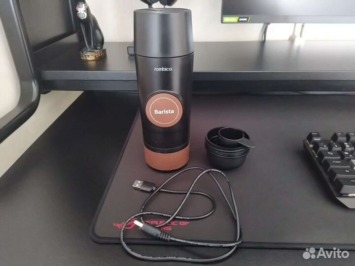 Портативная кофемашина Rombica Barista