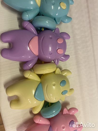 Музыкальный мобиль на кроватку+растяжка на коляску