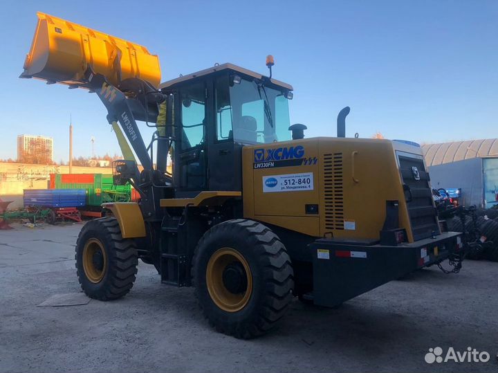 Фронтальный погрузчик XCMG LW330FN, 2023