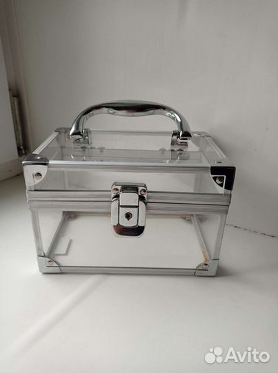 Шкатулка очень красивая для украшений