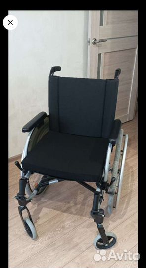 Инвалидная коляска новая